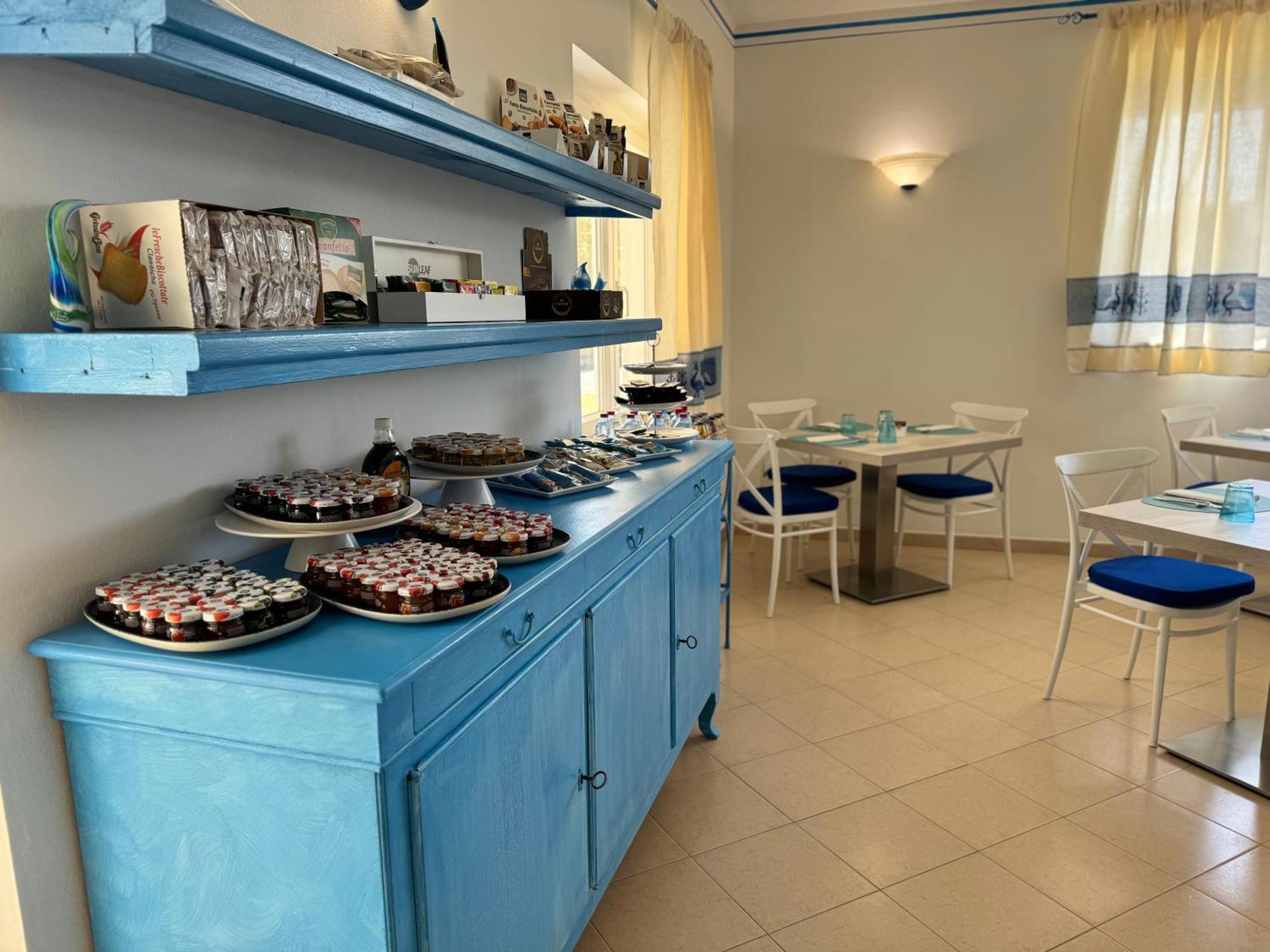 Garden Hotel Alghero フェルティリア エクステリア 写真