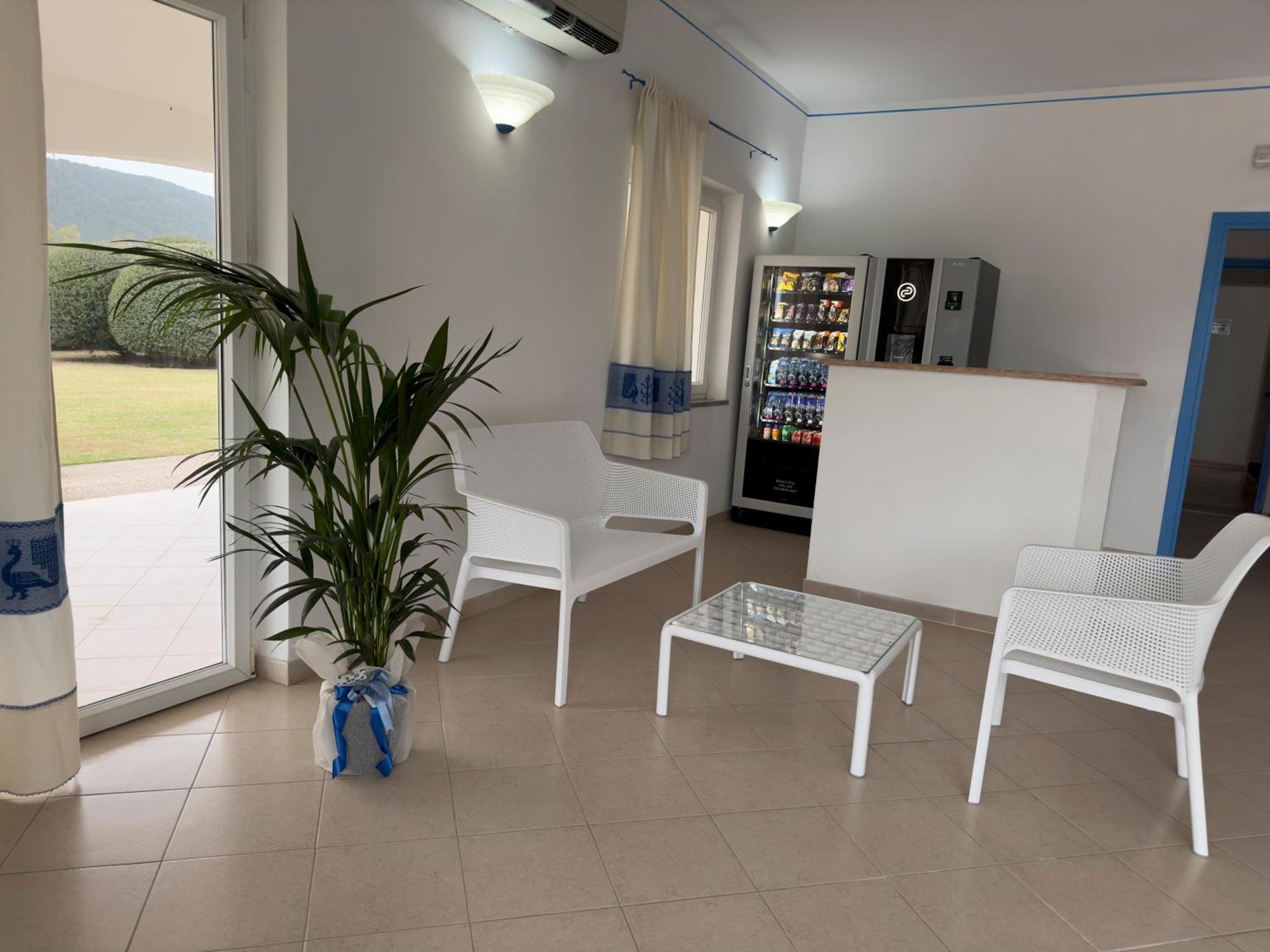 Garden Hotel Alghero フェルティリア エクステリア 写真